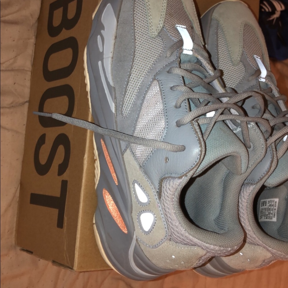 Yeezy 700